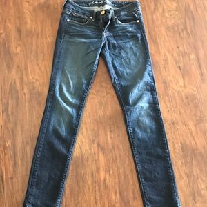America Eagle Skinny size 6 Jeans